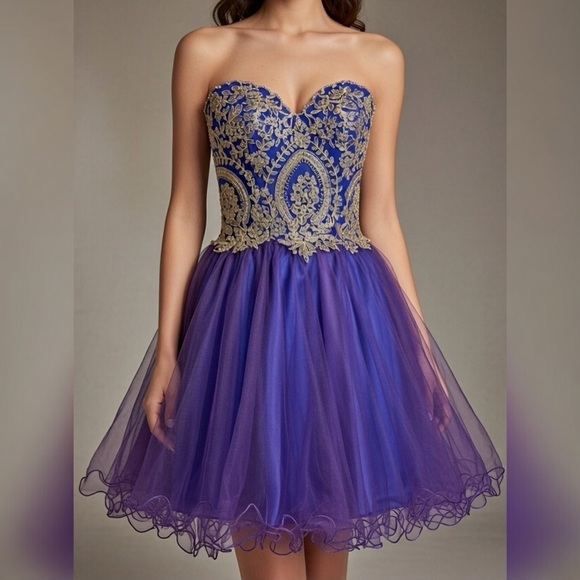 Dresses & Skirts - Prom dress with sequins detail size 2